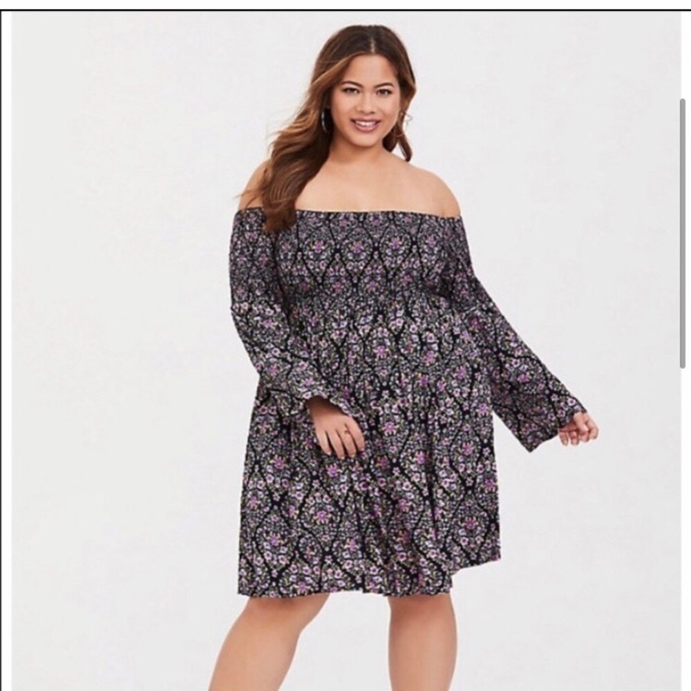 TORRID Off the shoulder DRESS